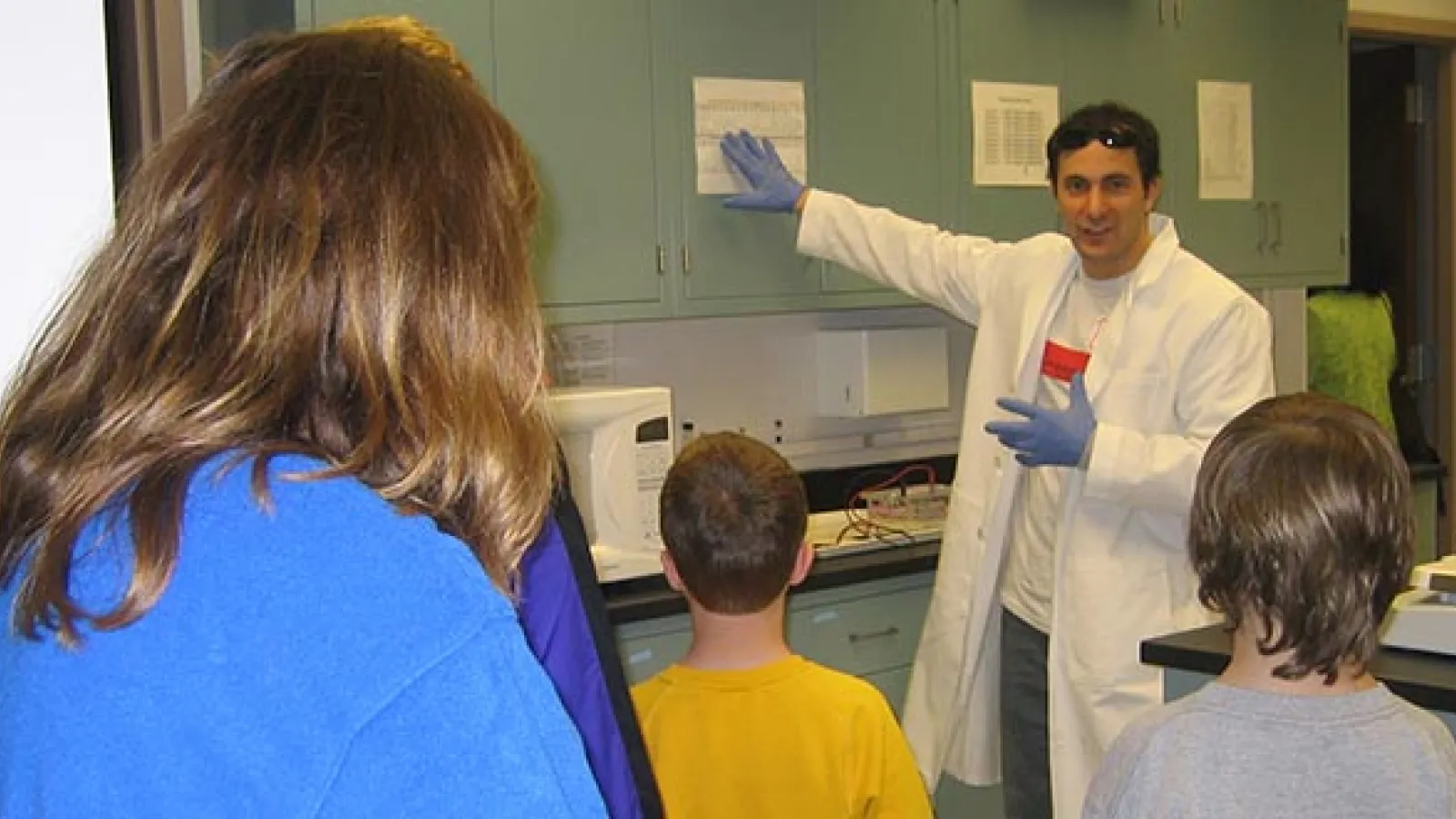 Craig Barrett in the DNA lab exhibit