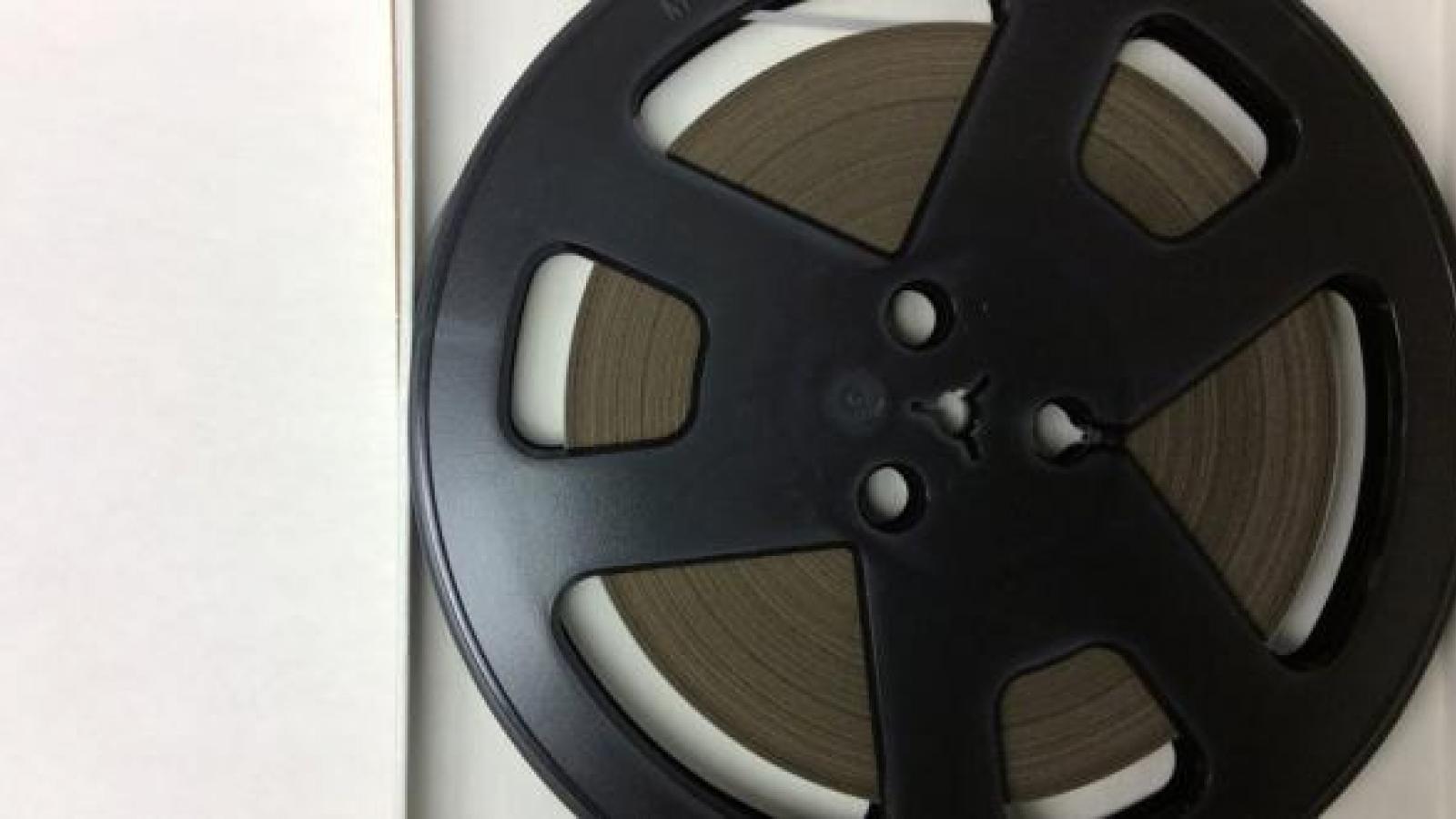 picture of an open reel tape